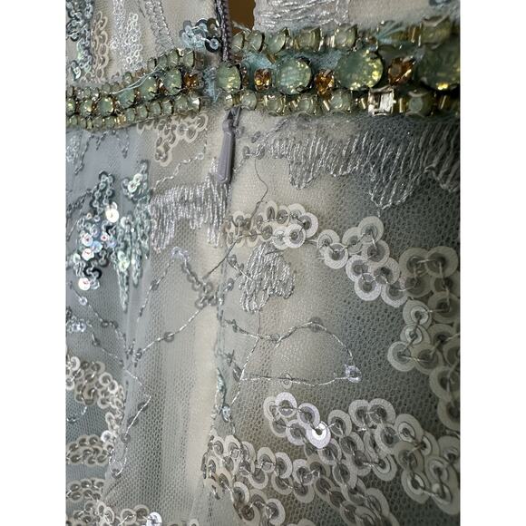 MAC DUGGAL Platinum Sequined 3/4 Sleeve Knee-Length Ball Gown 12460 Size 8 - Picture 10 of 11